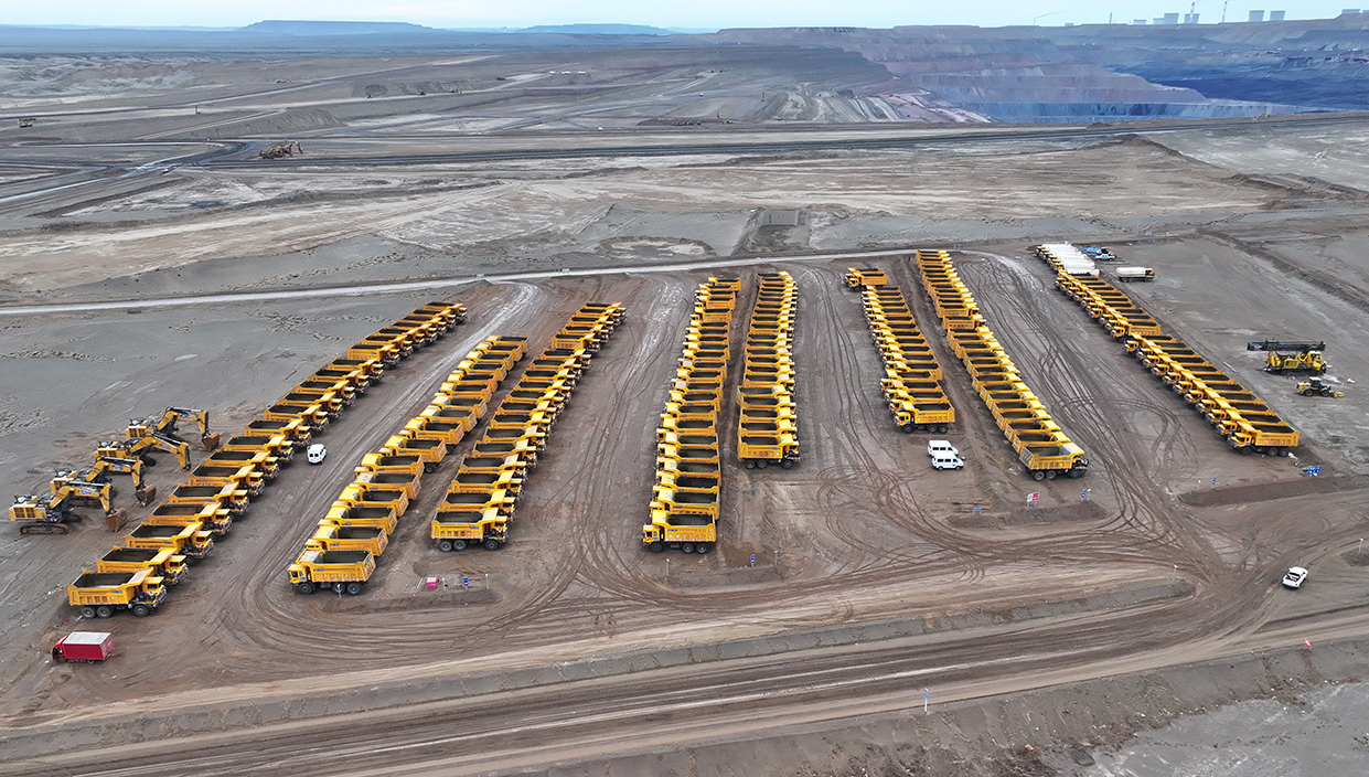 Xinjiang Zhundong open-pit coal mine